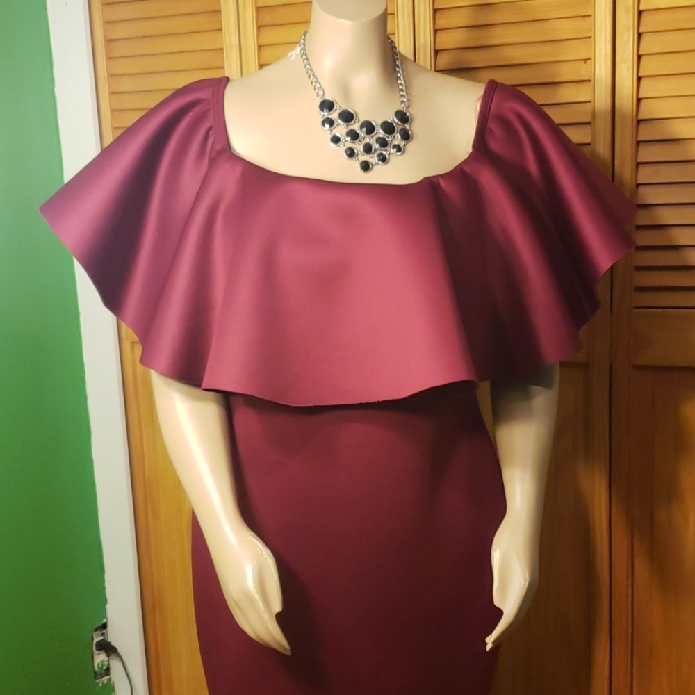 BEAUTIFUL BURGUNDY DRESS